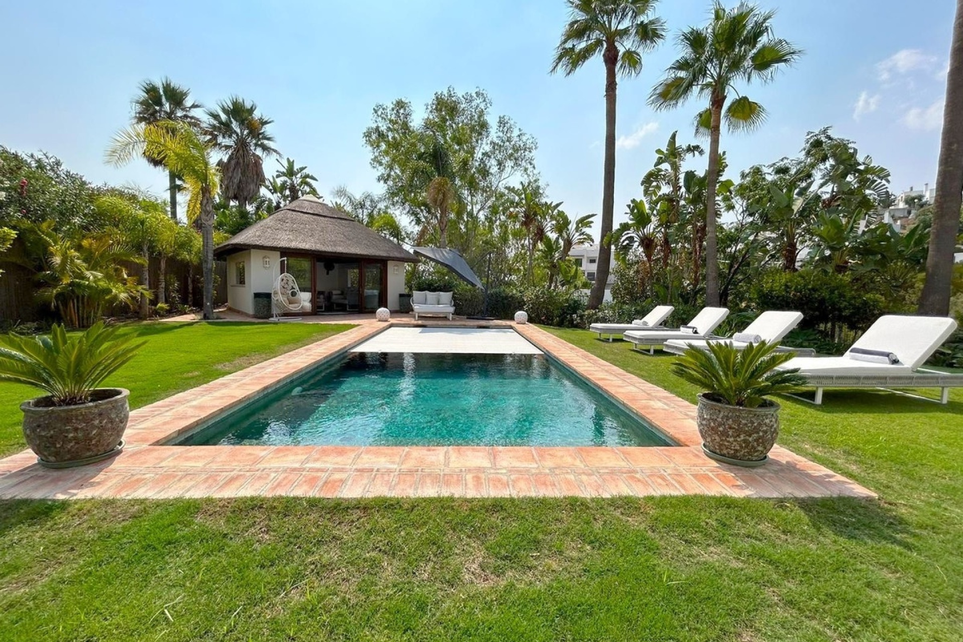 Resale - Villa - Estepona - Estepona Centro