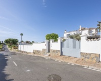 Resale - Villa - Estepona - Estepona Centro