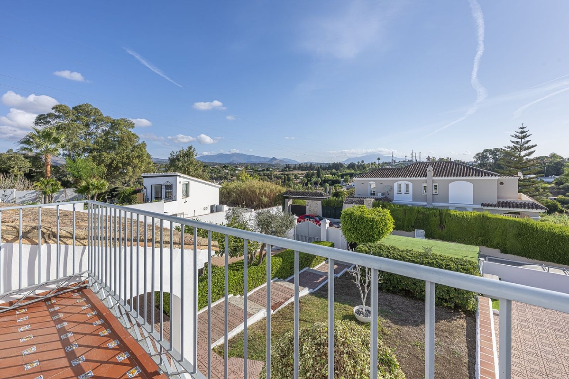 Resale - Villa - Estepona - Estepona Centro