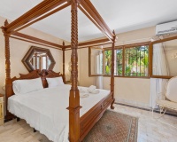 Resale - Villa - Estepona - Estepona Centro