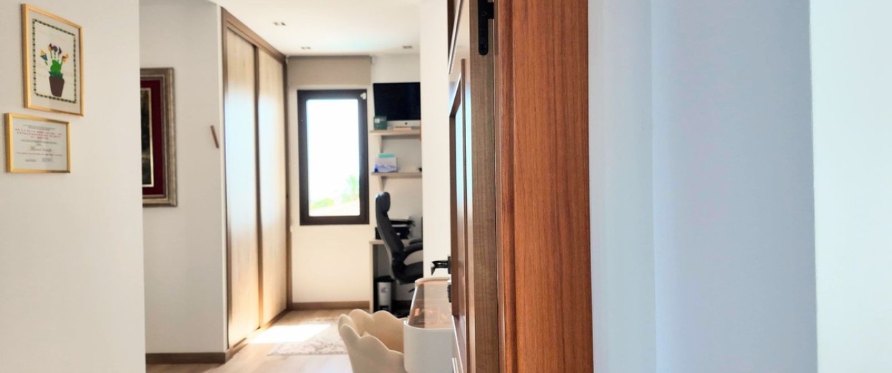 Resale - Villa - Estepona - Estepona Centro