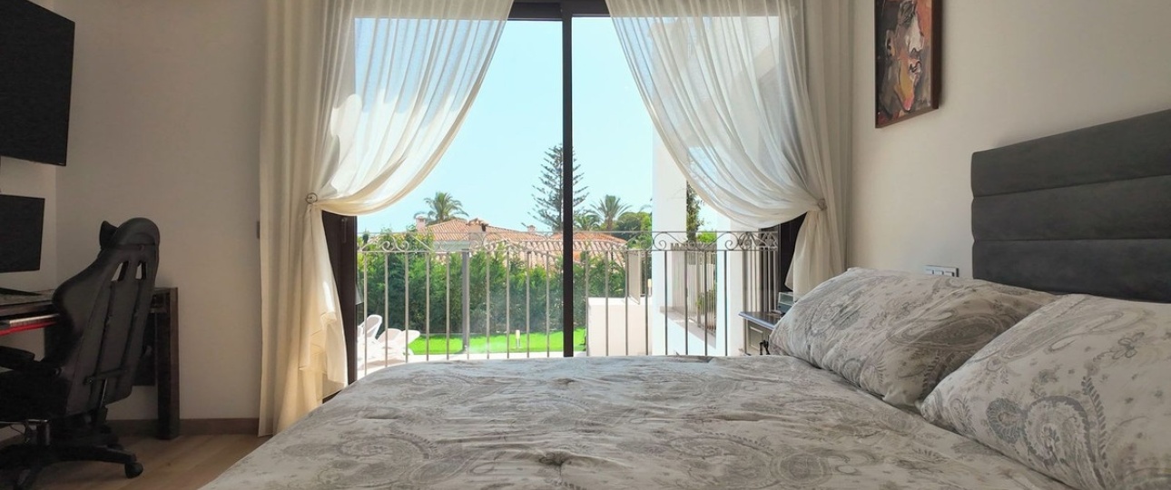 Resale - Villa - Estepona - Estepona Centro