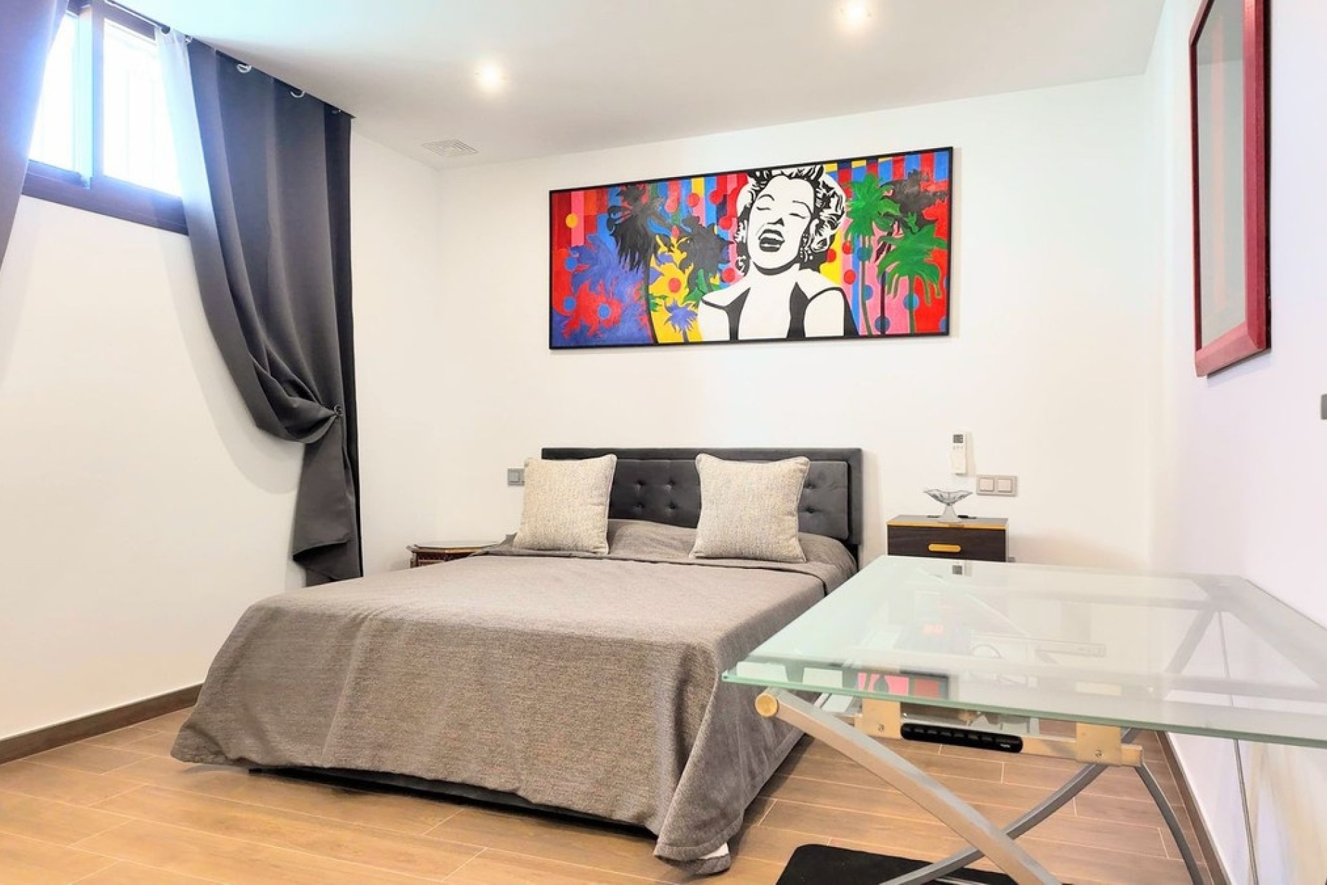 Resale - Villa - Estepona - Estepona Centro