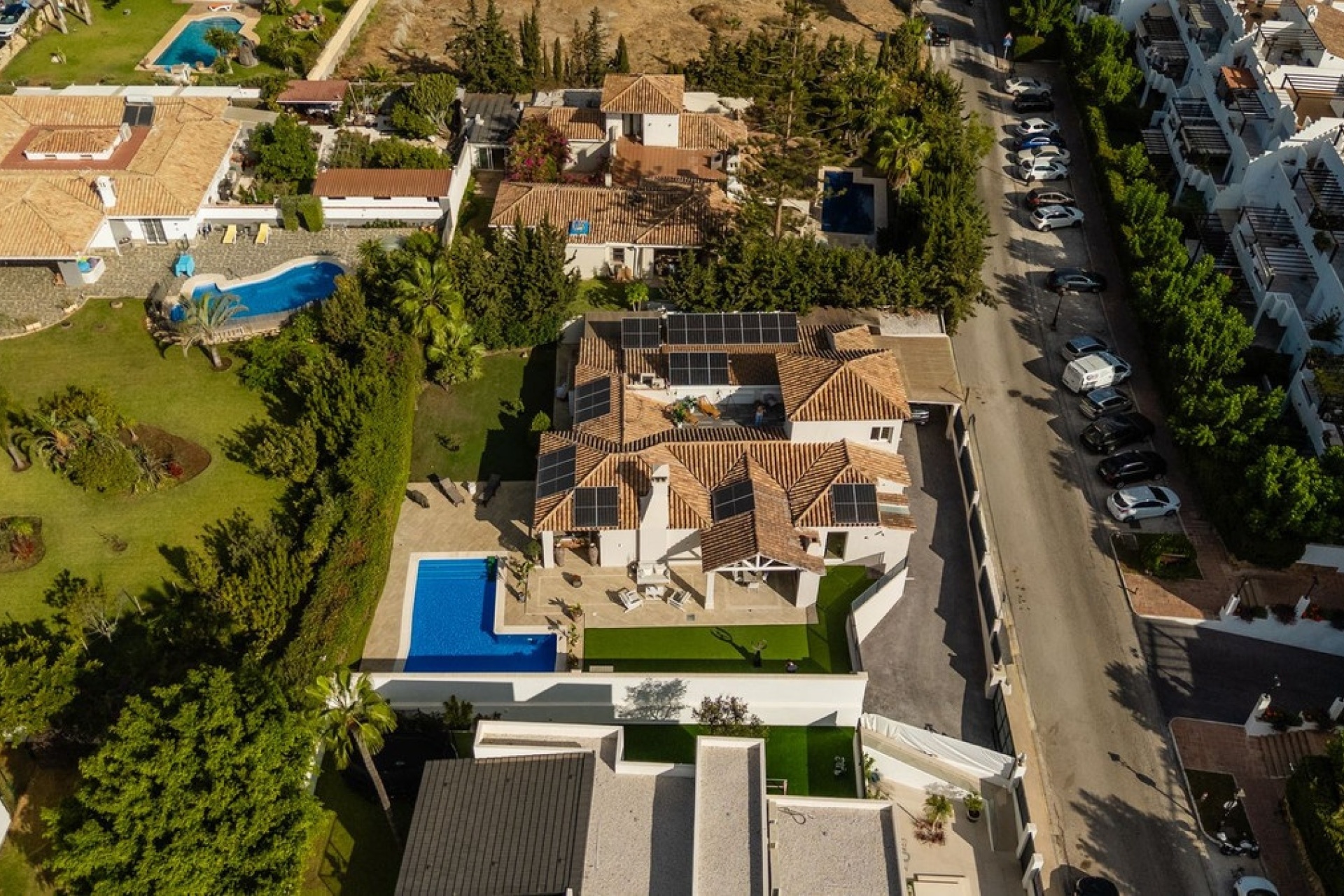 Resale - Villa - Estepona - Estepona Centro