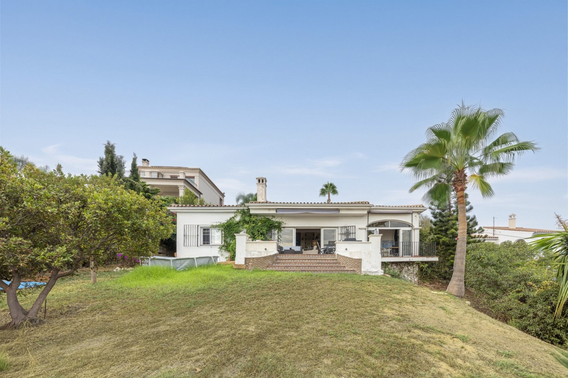 Resale - Villa - Estepona - Estepona Centro