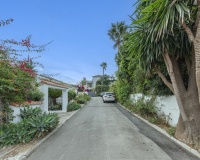 Resale - Villa - Estepona - Estepona Centro