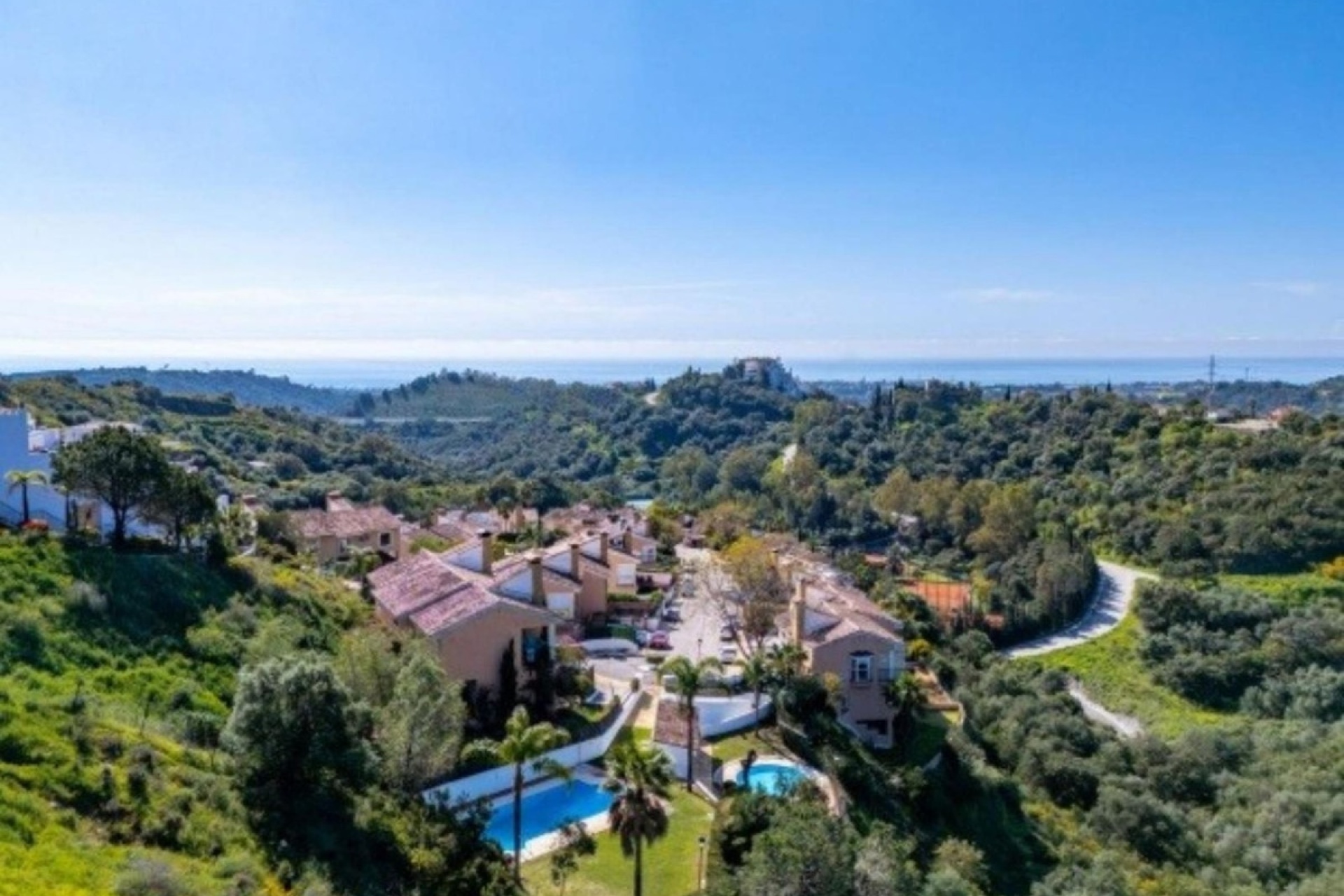 Resale - Villa - Estepona - Estepona Centro