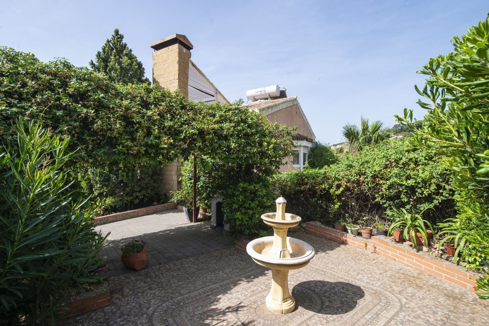 Resale - Villa - Estepona - Estepona Centro