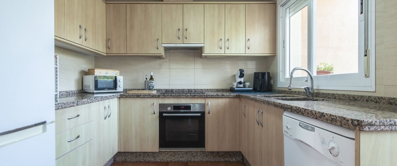 Resale - Villa - Estepona - Estepona Centro