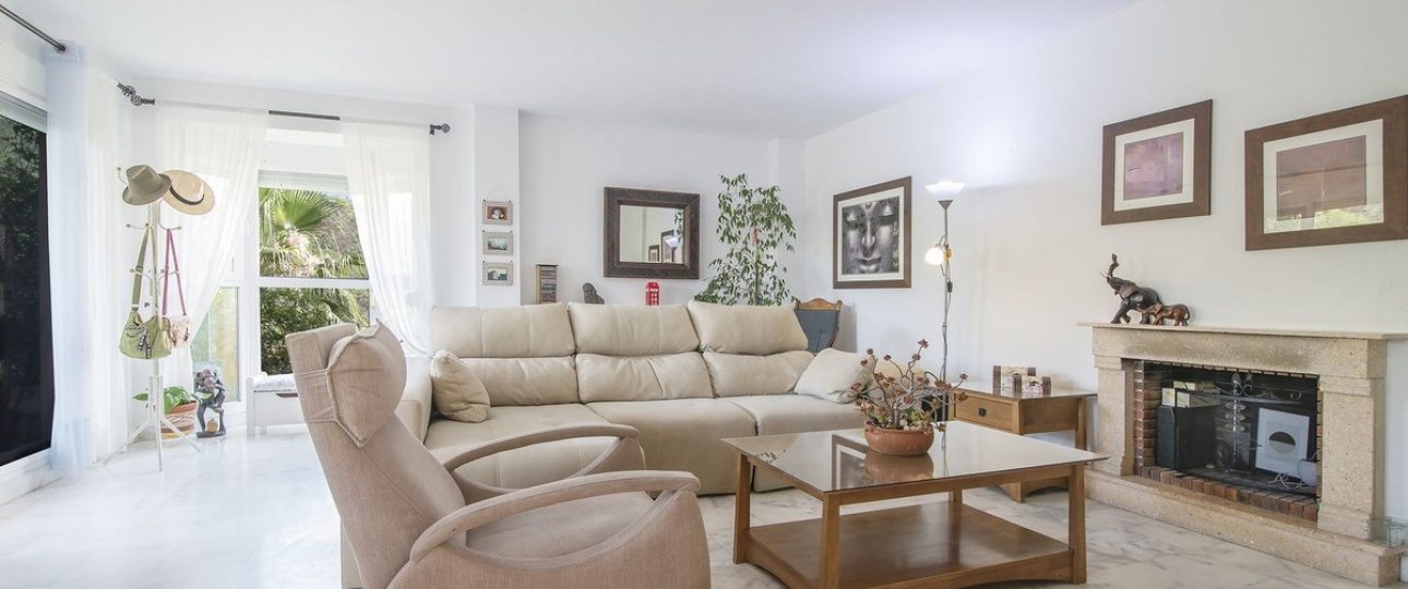 Resale - Villa - Estepona - Estepona Centro