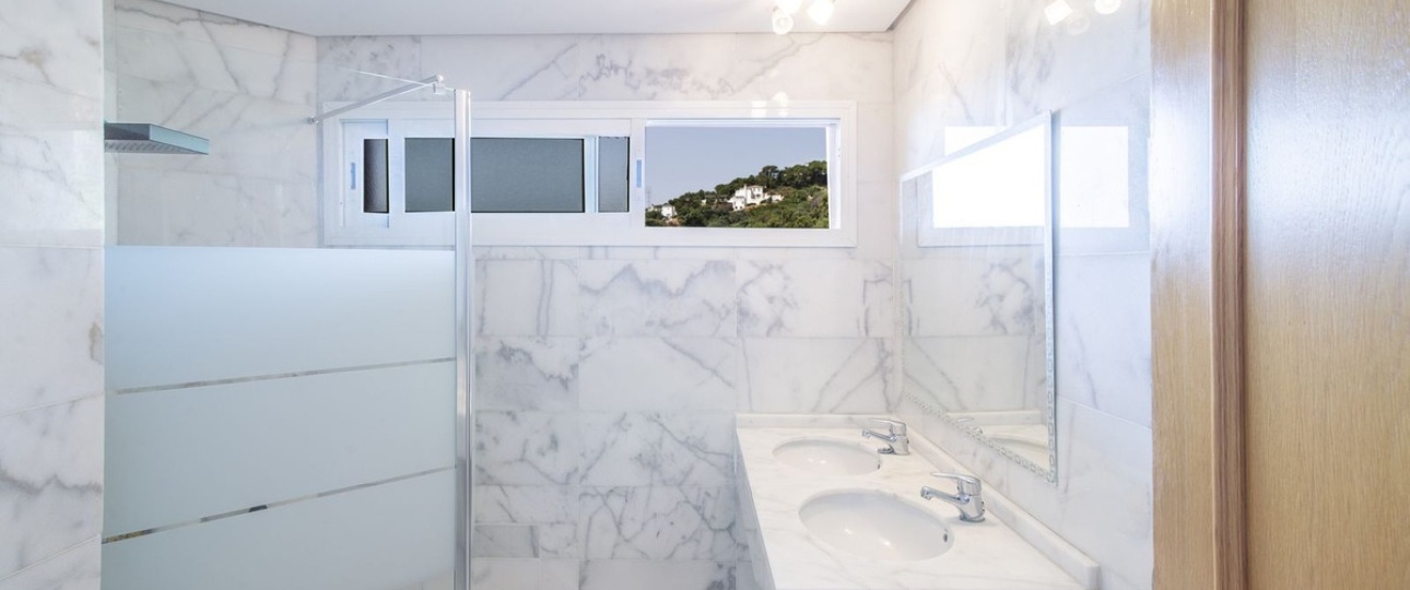 Resale - Villa - Estepona - Estepona Centro