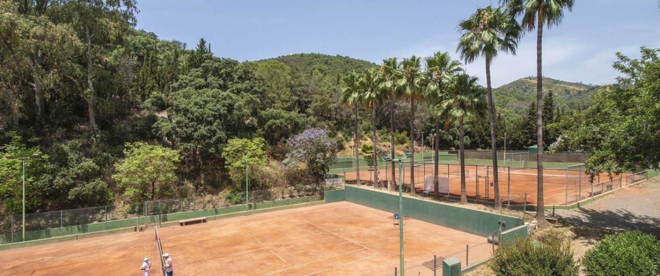 Resale - Villa - Estepona - Estepona Centro