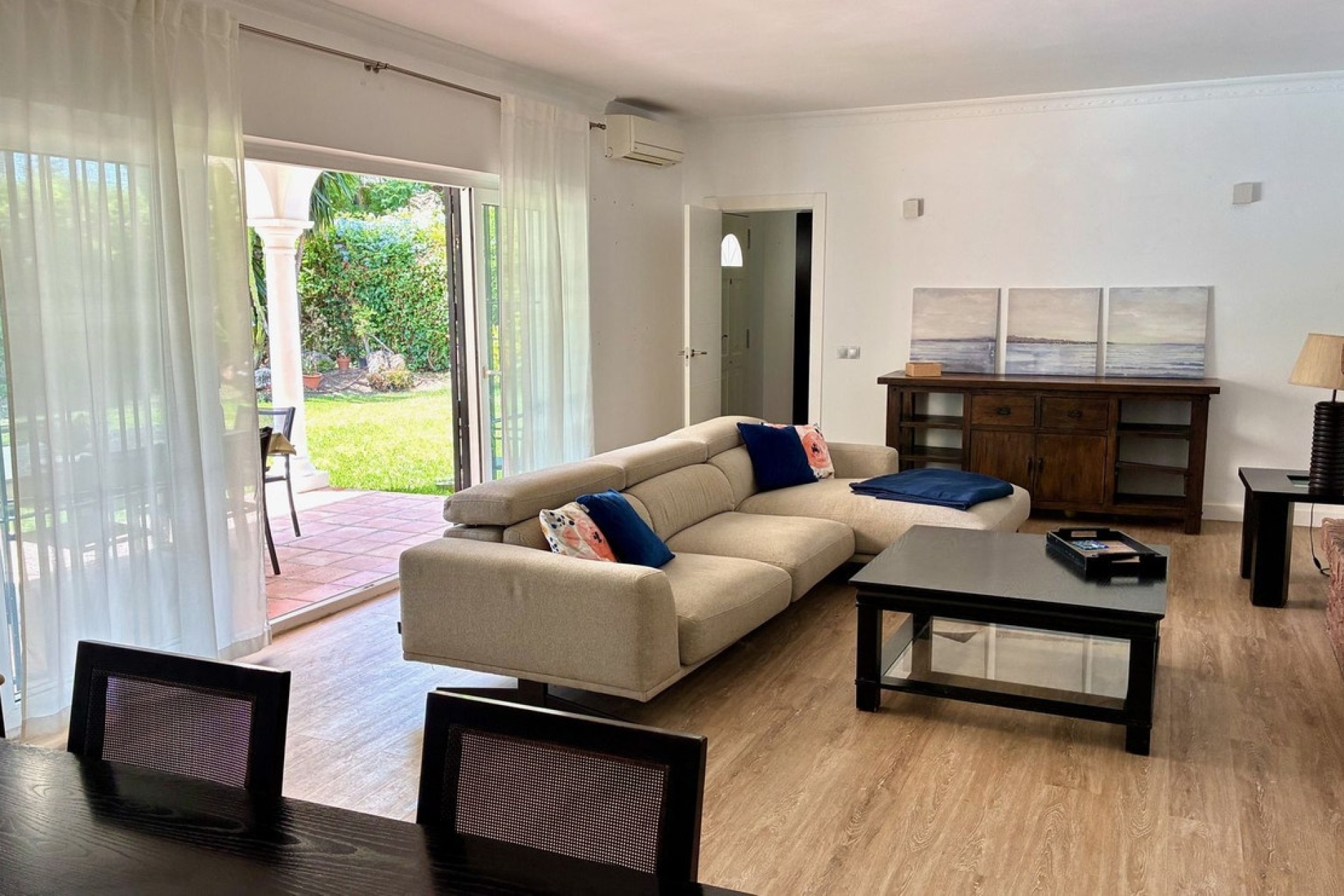 Resale - Villa - Estepona - Estepona Centro