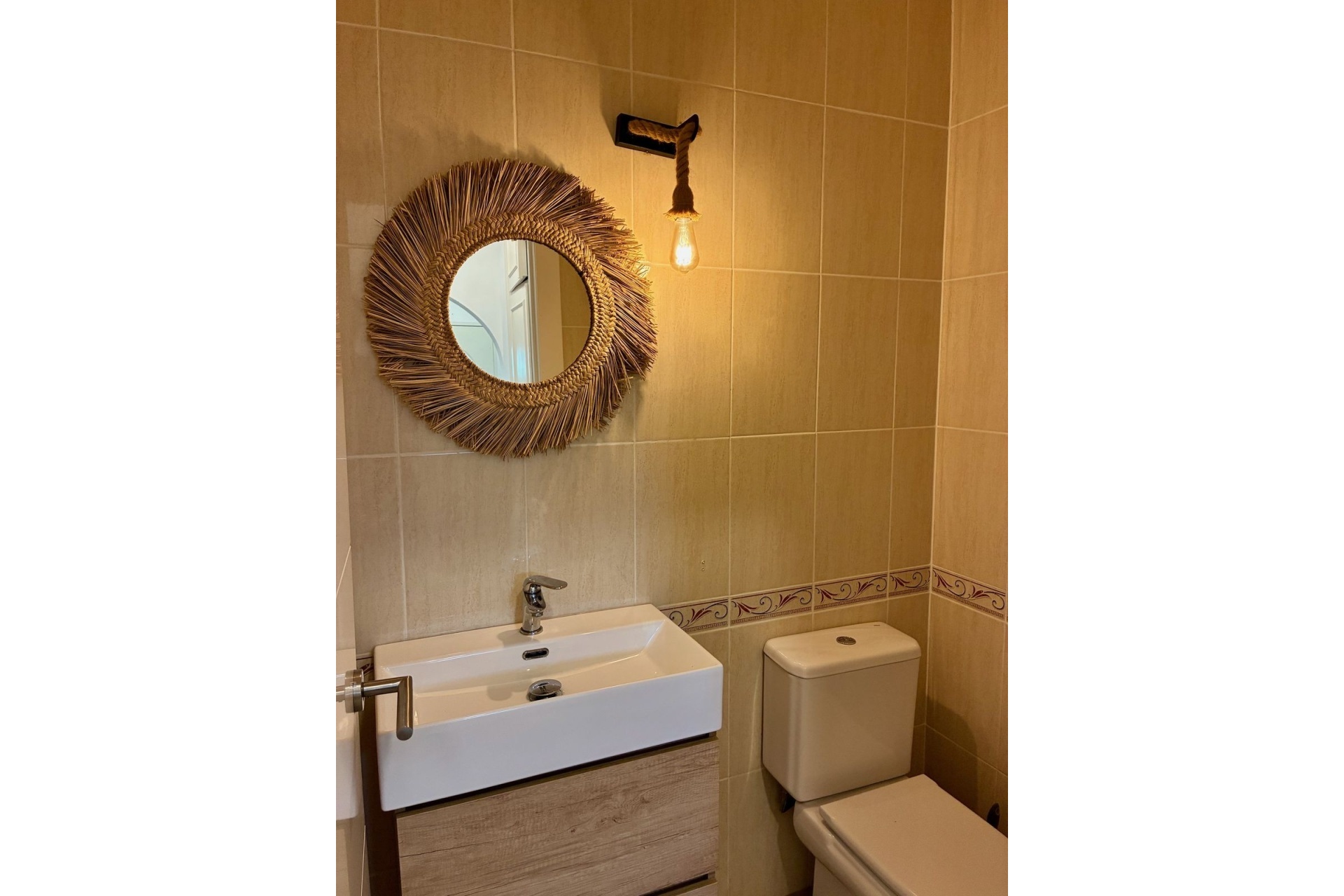 Resale - Villa - Estepona - Estepona Centro