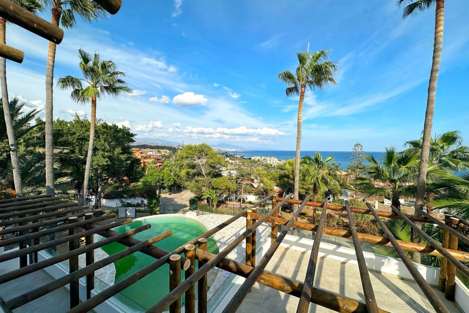 Resale - Villa - Estepona - Estepona Centro