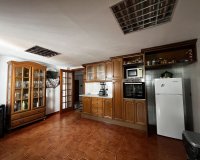 Resale - Villa - Estepona - Estepona Centro