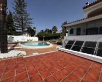 Resale - Villa - Estepona - Estepona Centro