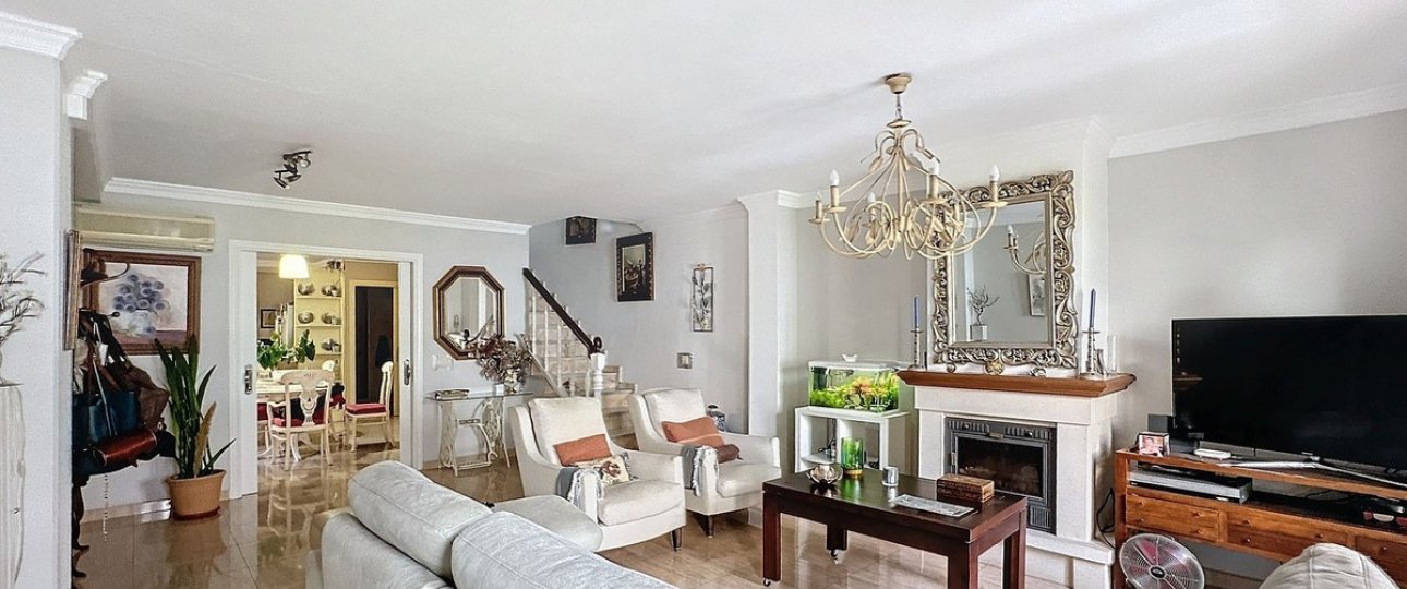 Resale - Villa - Estepona - Estepona Centro