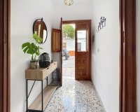 Resale - Villa - Estepona - Estepona Centro