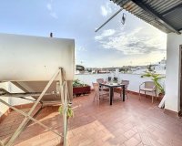Resale - Villa - Estepona - Estepona Centro