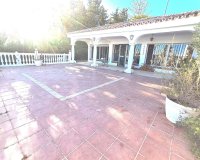 Resale - Villa - Estepona - Estepona Centro