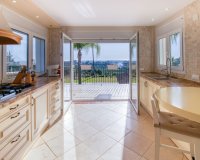 Resale - Villa - Estepona - Estepona Centro