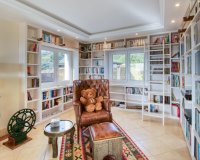 Resale - Villa - Estepona - Estepona Centro