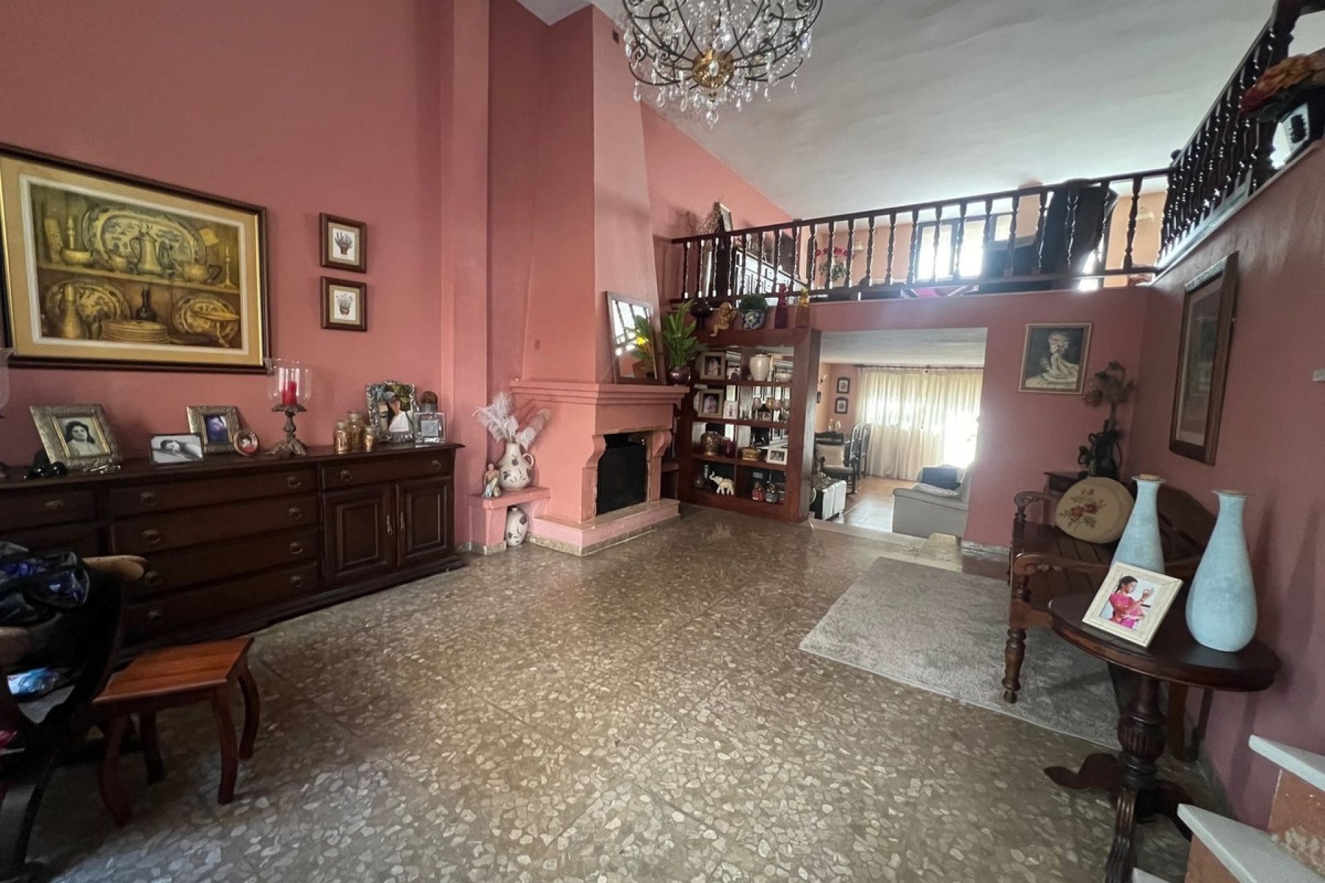 Resale - Villa - Estepona - Estepona Centro
