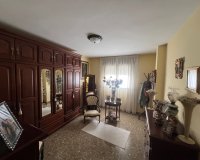 Resale - Villa - Estepona - Estepona Centro