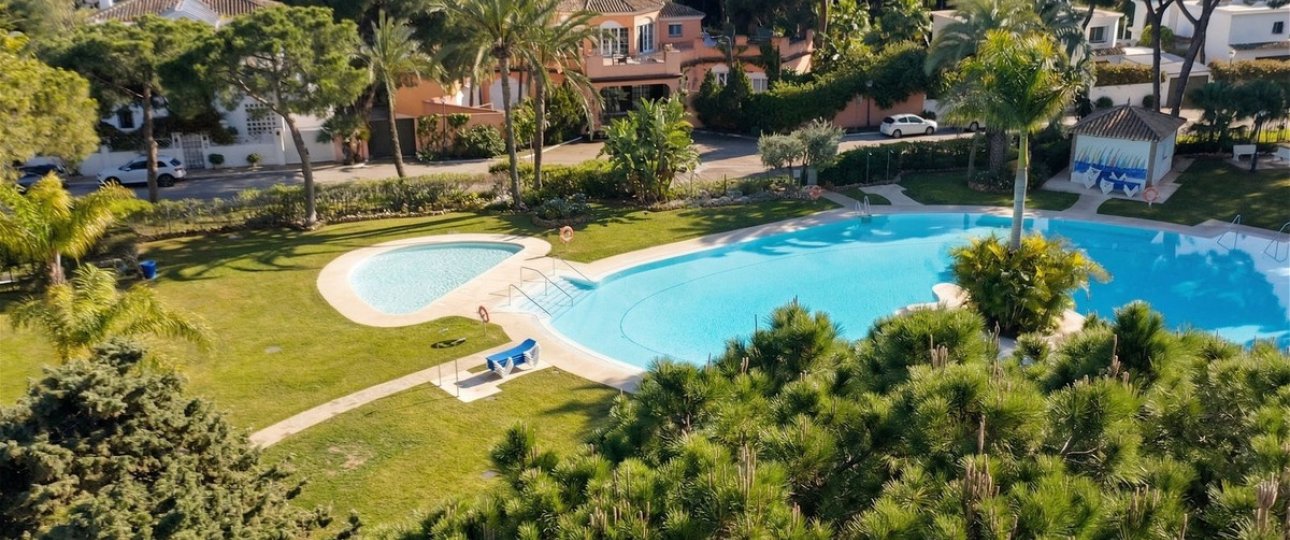 Resale - Villa - Estepona - New Golden Mile