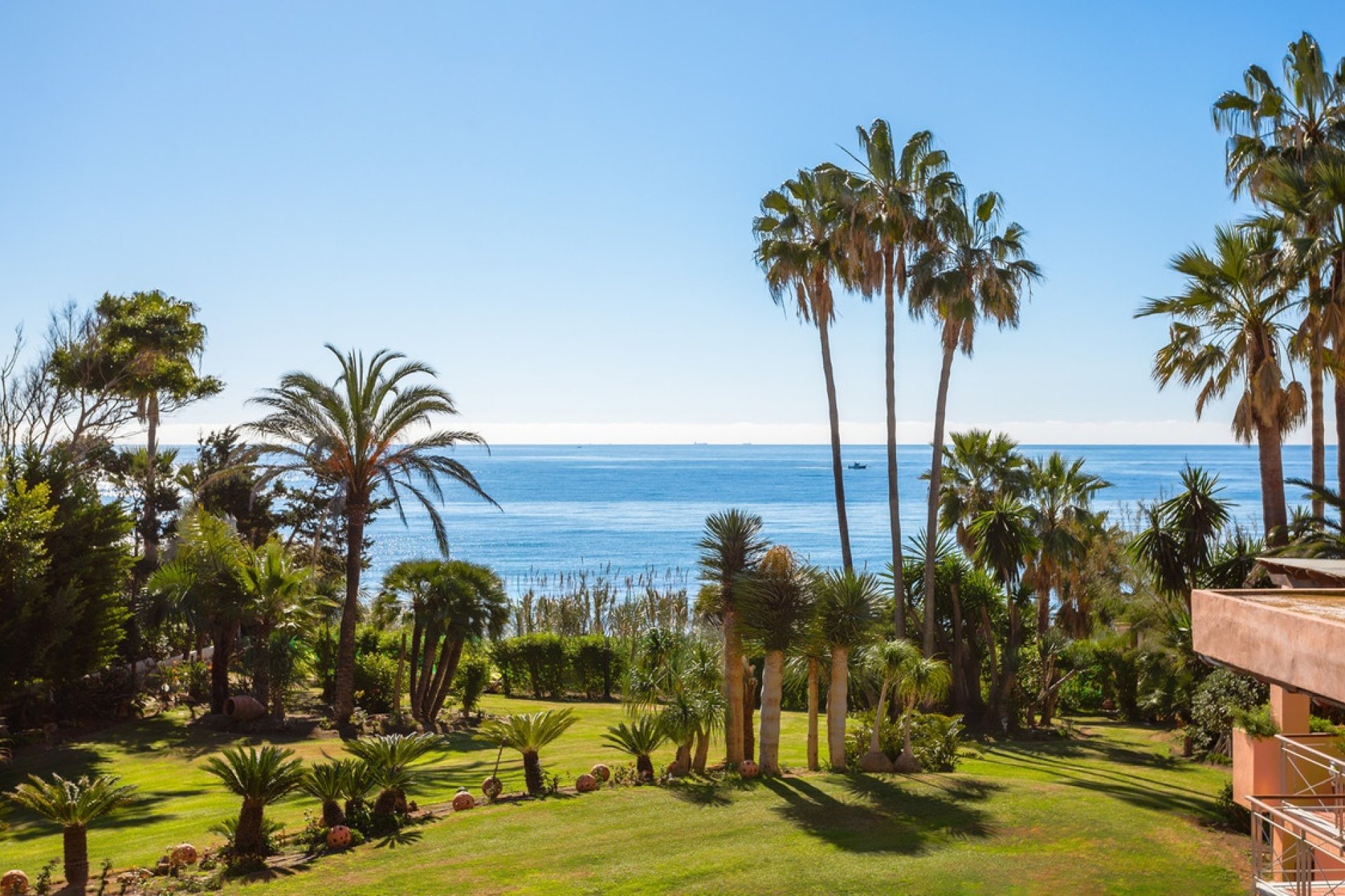 Resale - Villa - Estepona - New Golden Mile