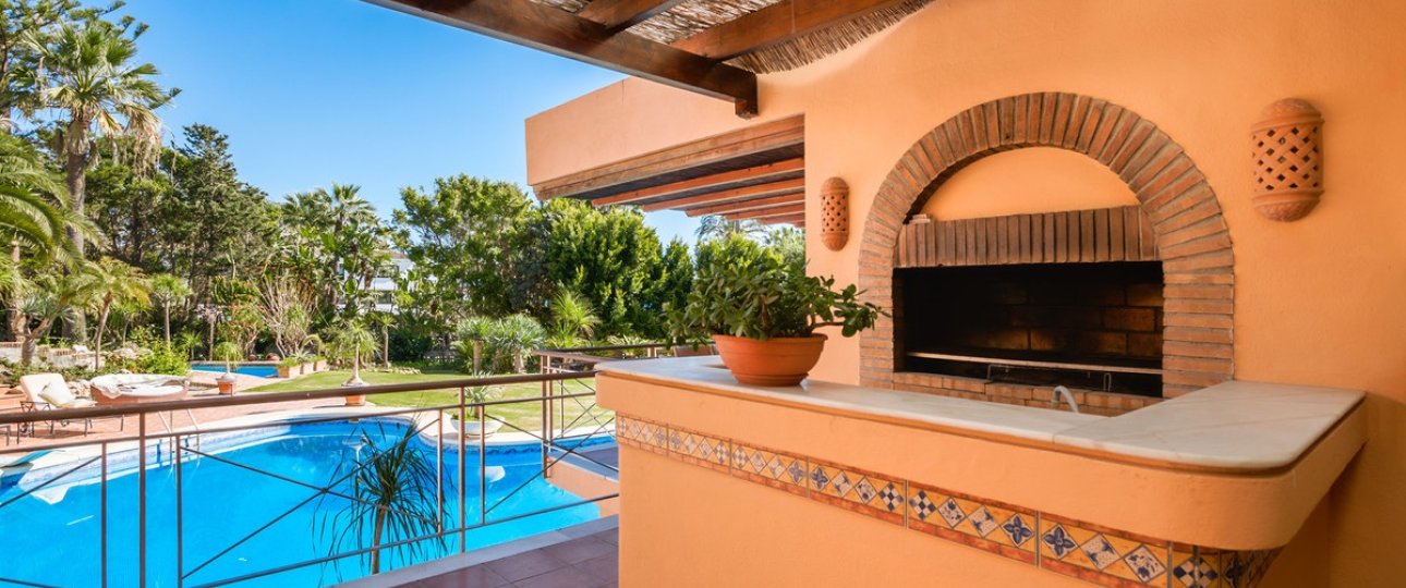 Resale - Villa - Estepona - New Golden Mile