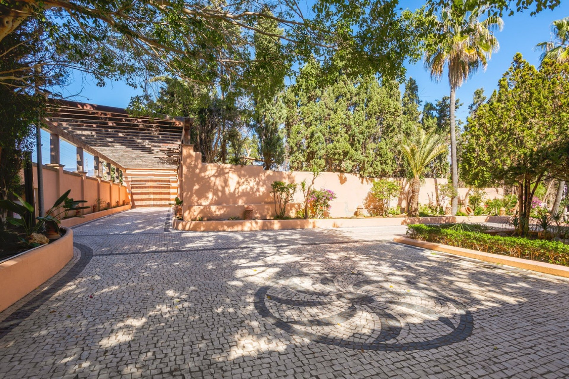 Resale - Villa - Estepona - New Golden Mile