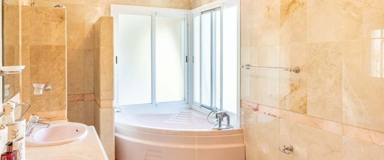 Resale - Villa - Estepona - New Golden Mile