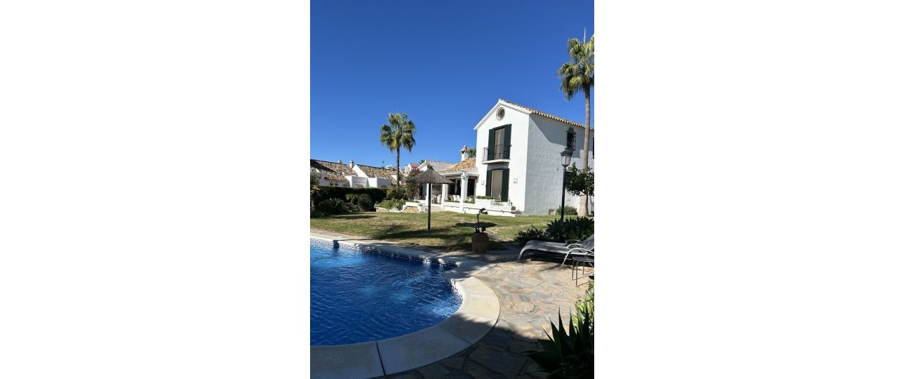 Resale - Villa - Estepona - New Golden Mile