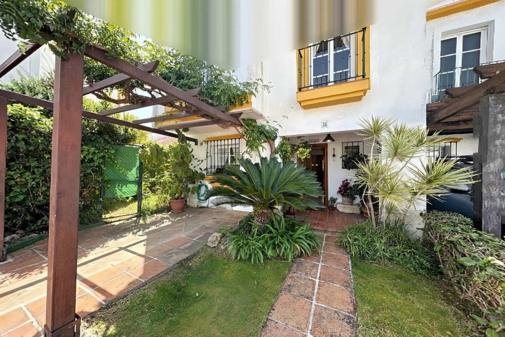 Resale - Villa - Estepona - New Golden Mile
