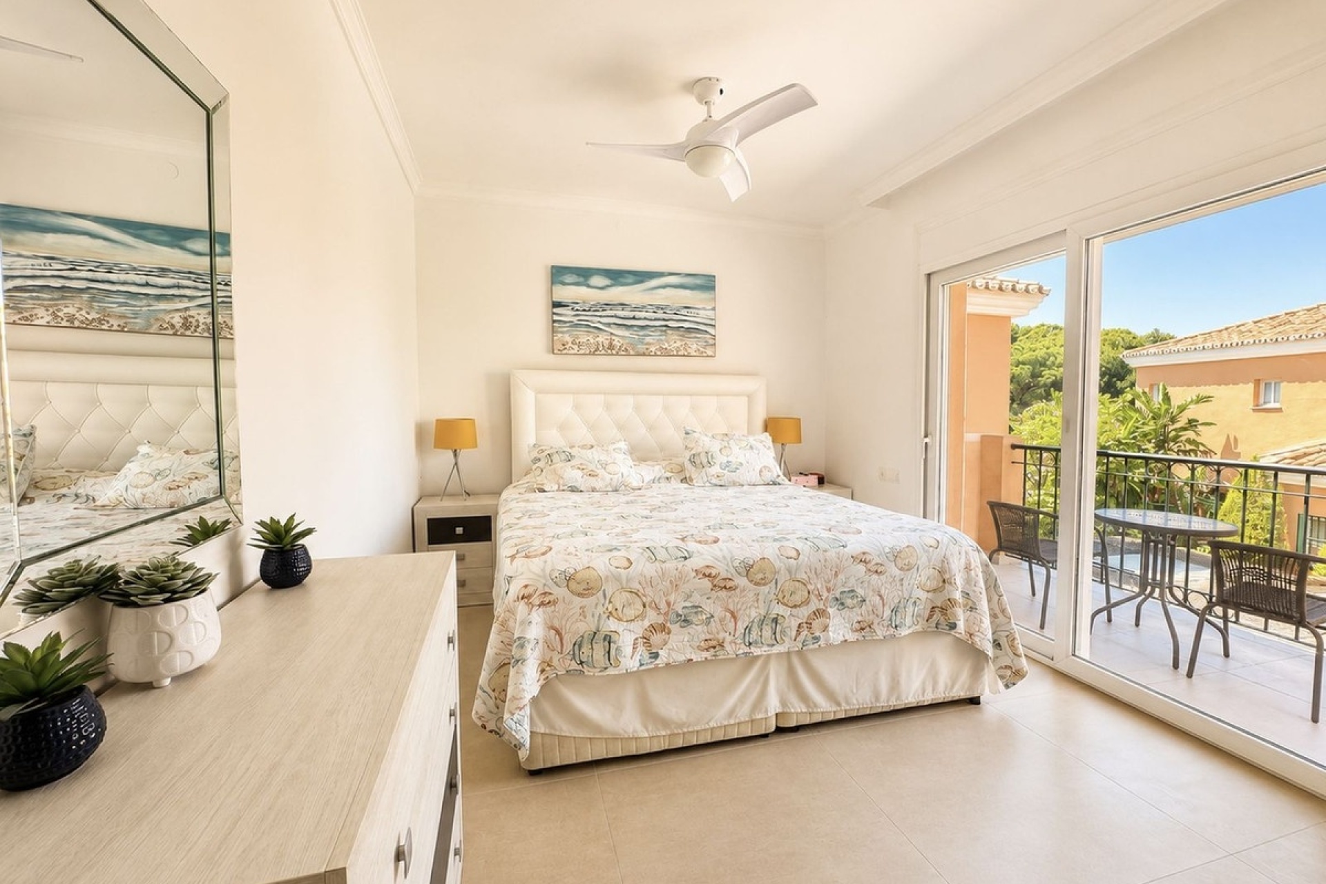 Resale - Villa - Estepona - New Golden Mile