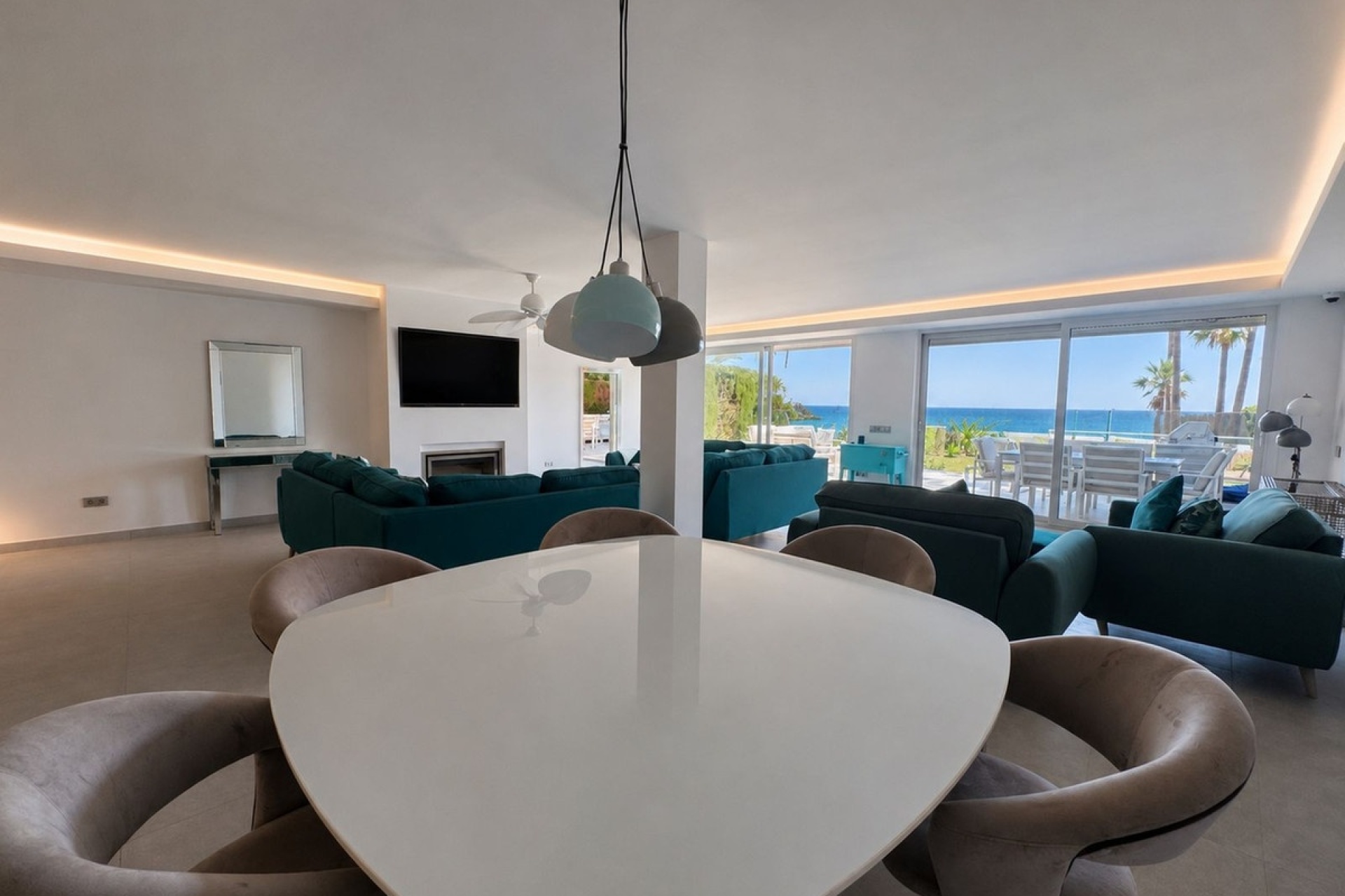 Resale - Villa - Estepona - New Golden Mile