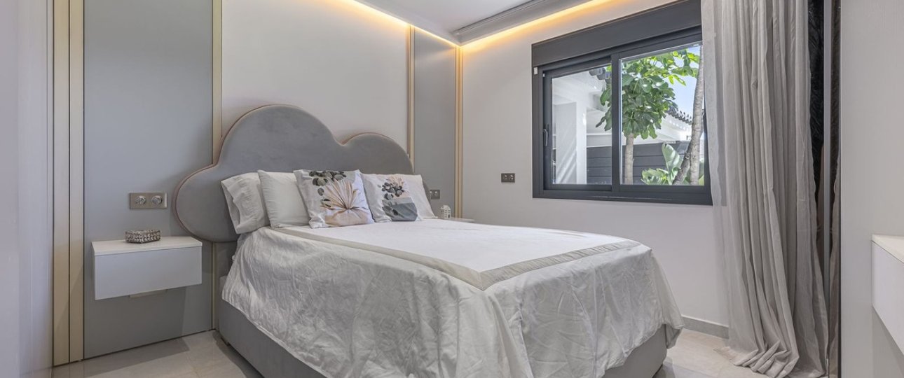 Resale - Villa - Estepona - New Golden Mile