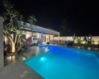 Resale - Villa - Estepona - New Golden Mile