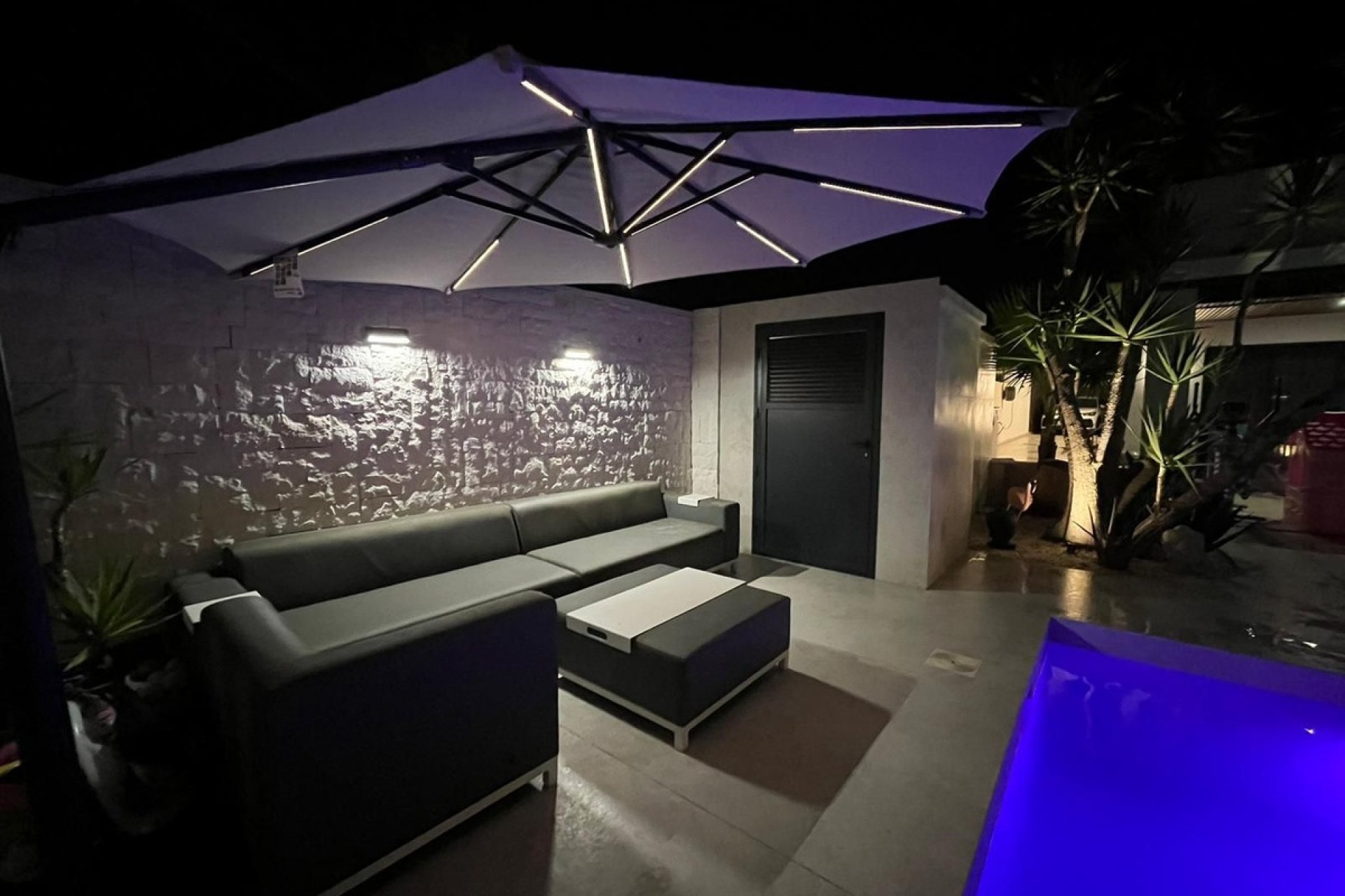 Resale - Villa - Estepona - New Golden Mile