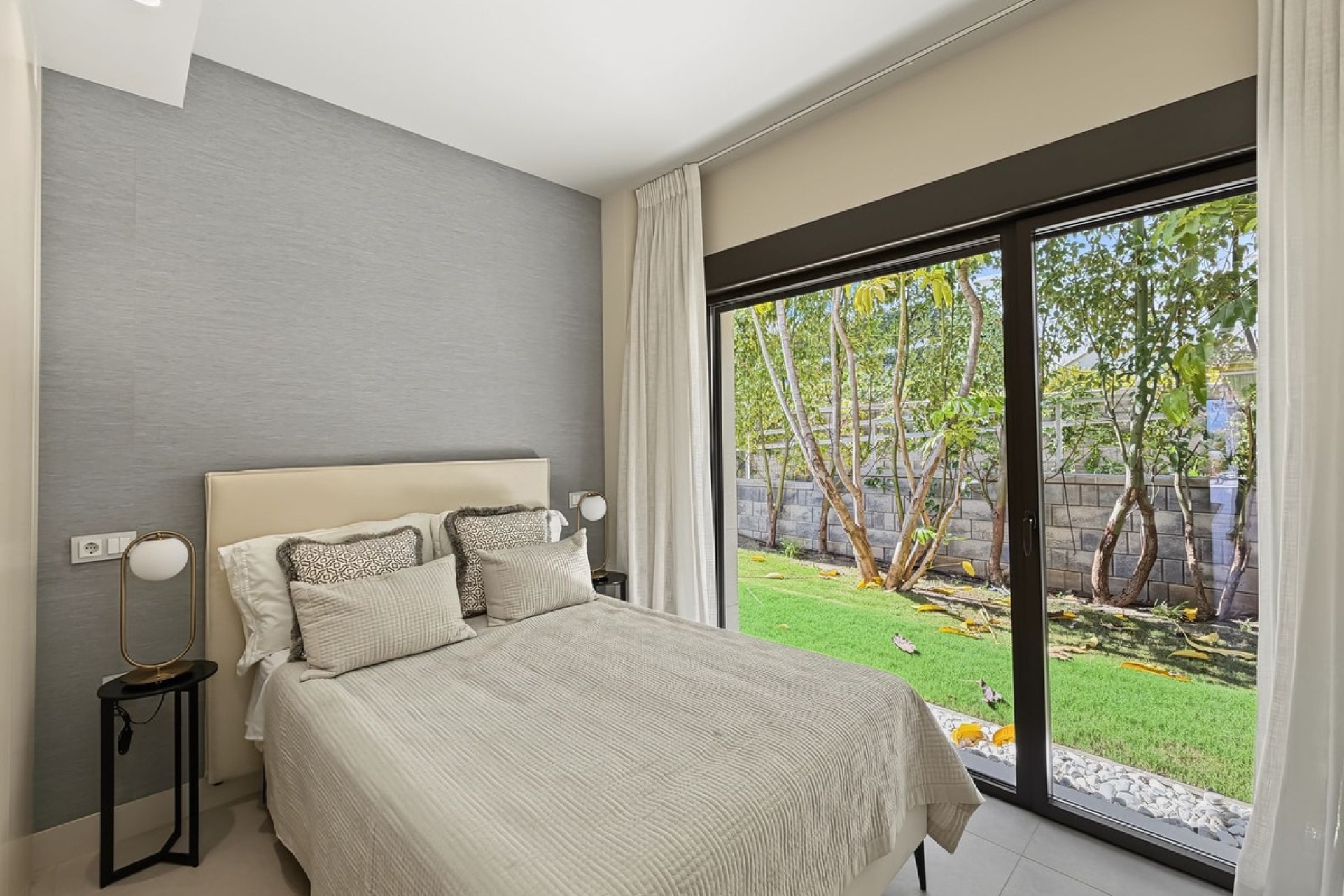 Resale - Villa - Estepona - New Golden Mile