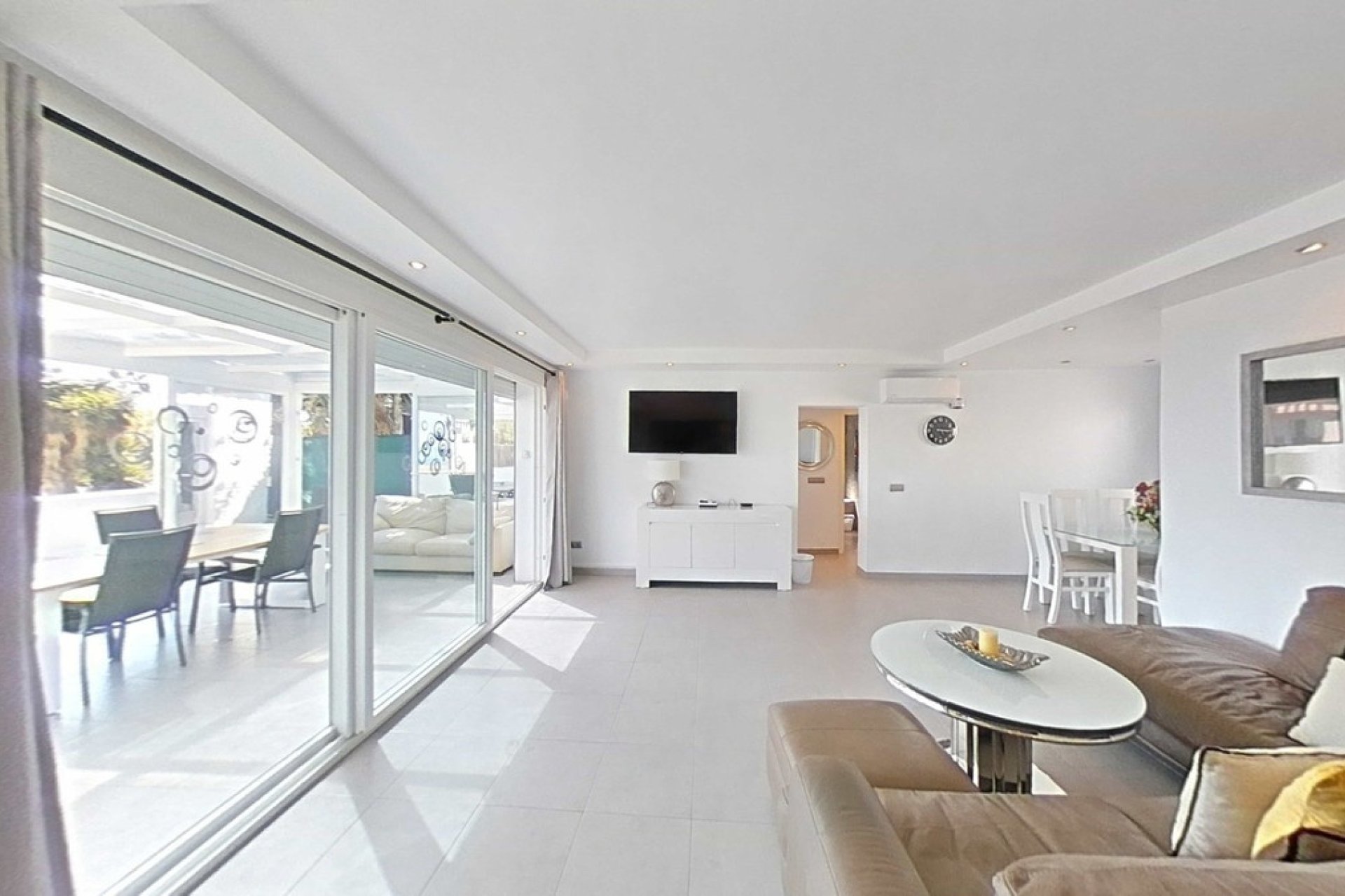 Resale - Villa - Estepona - New Golden Mile