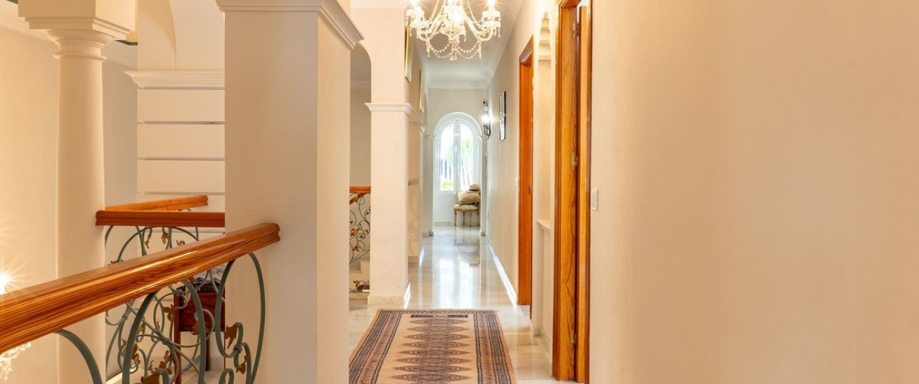 Resale - Villa - Estepona - New Golden Mile