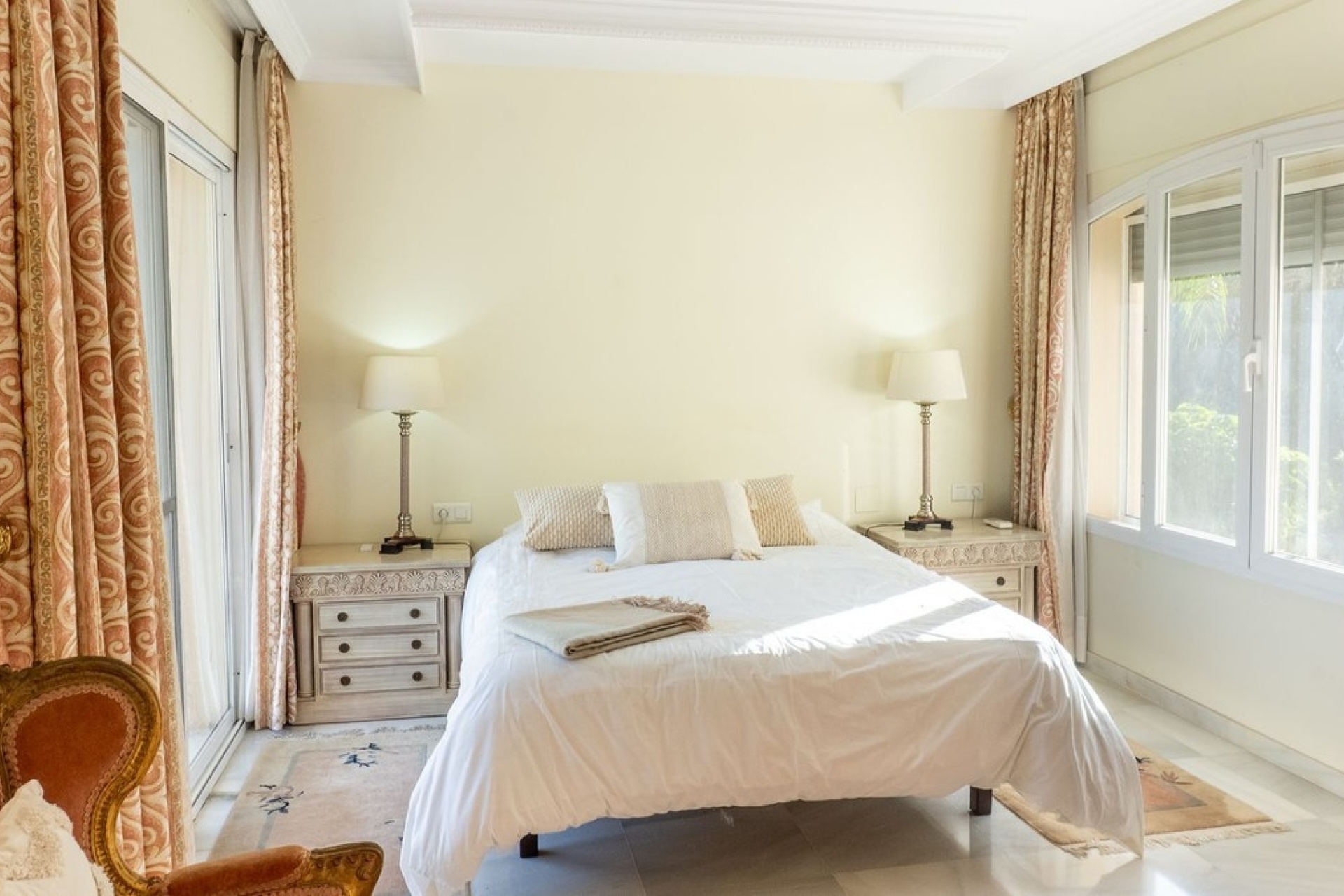Resale - Villa - Estepona - New Golden Mile