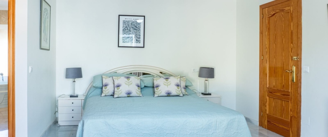 Resale - Villa - Estepona - New Golden Mile