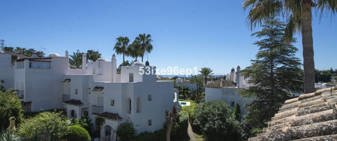 Resale - Villa - Estepona - New Golden Mile
