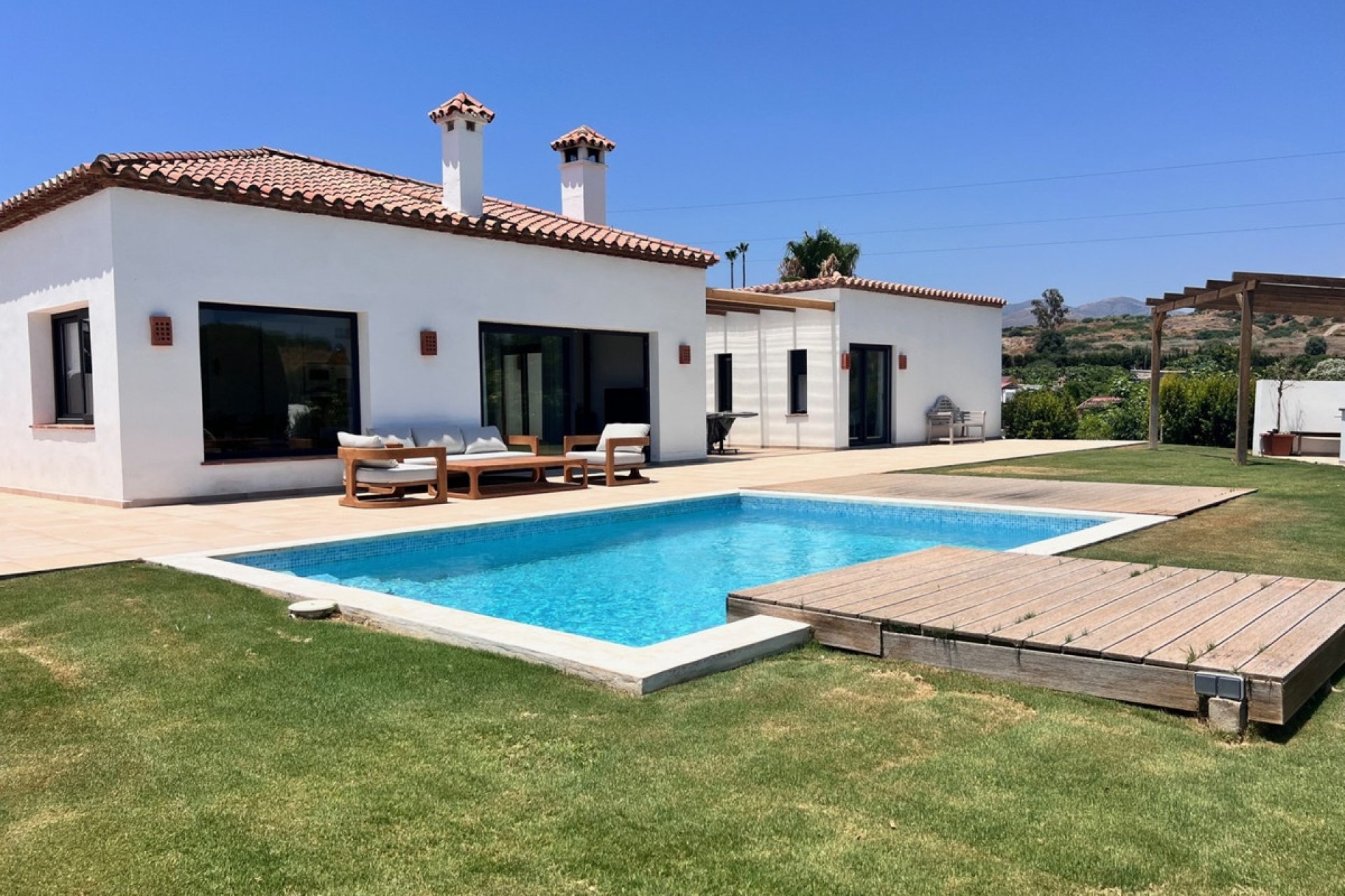 Resale - Villa - Estepona - New Golden Mile