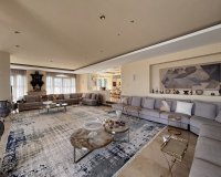 Resale - Villa - Estepona - Selwo