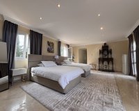 Resale - Villa - Estepona - Selwo